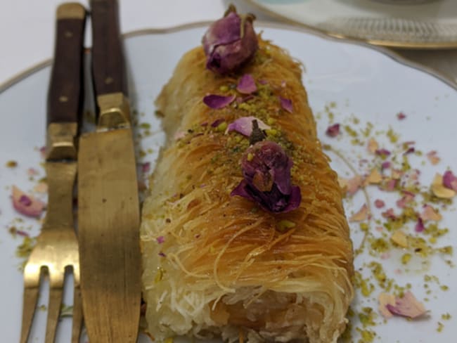 Qatayefs à la crème.