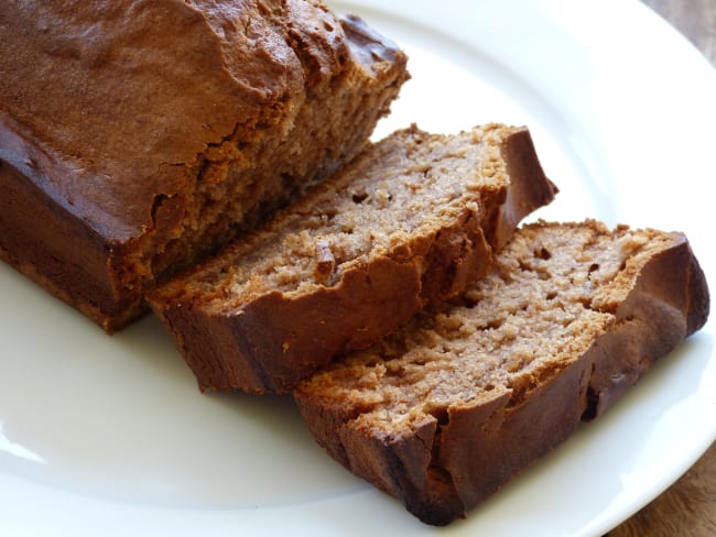 Banana bread aux noisettes et au chocolat