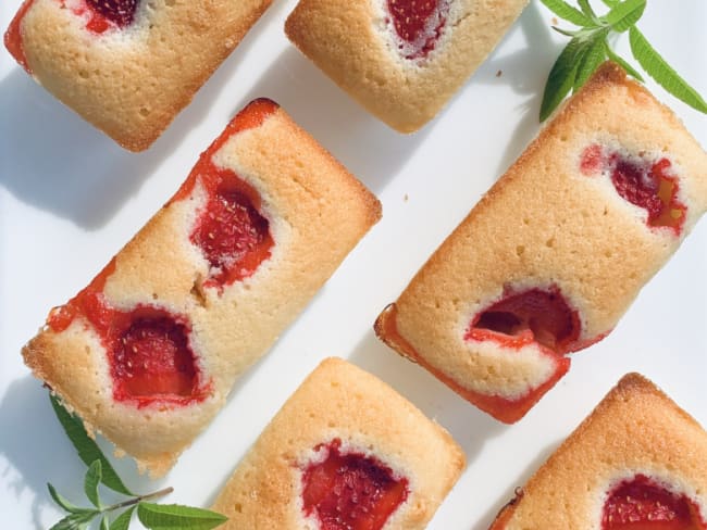 Financiers aux fraises de saison