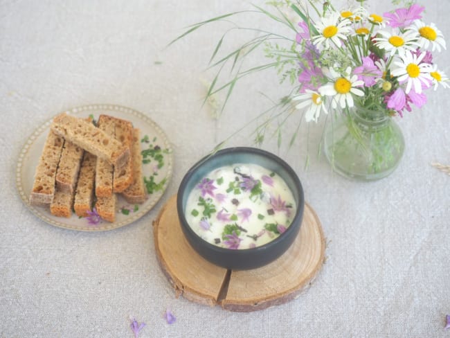 Cervelle des canuts aux fleurs de ciboulette