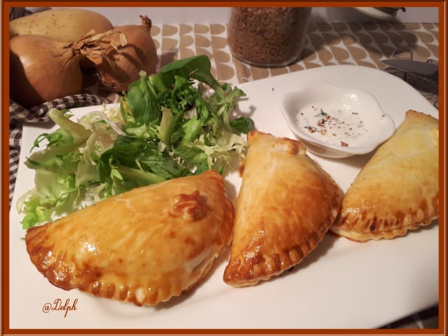 Pierojki, petits croissants farcis boeuf et pommes de terre