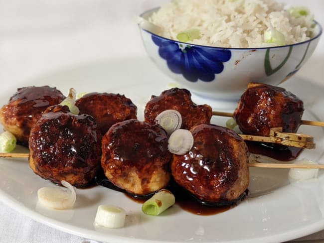 Brochettes Yakitori.