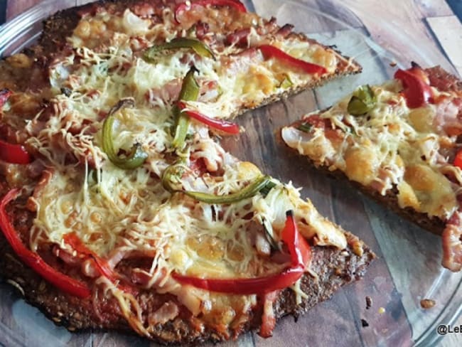 Pizza low carb avec pâte Energus10