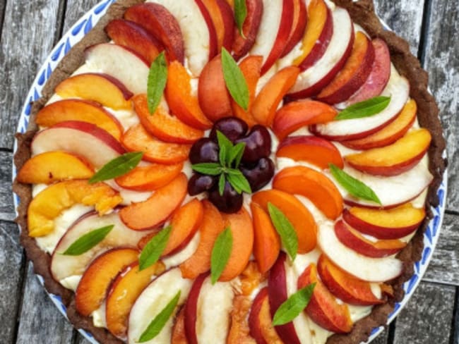 Tarte aux nectarines et abricot sur pâte au sarrasin