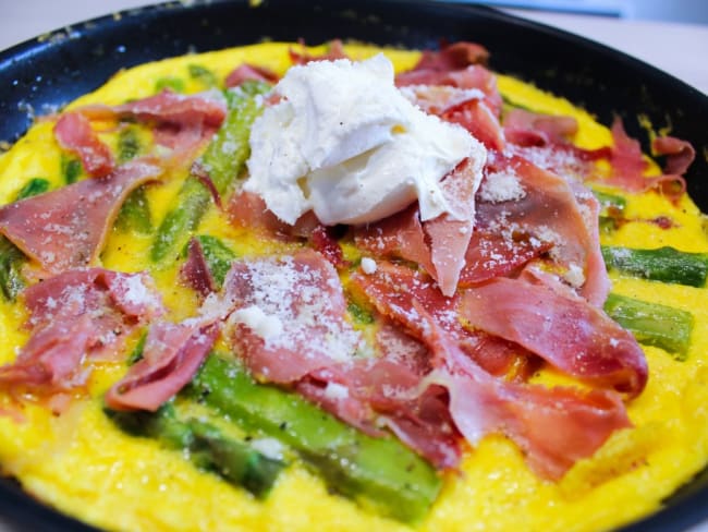 Frittata aux Asperges Vertes et au Jambon Cru