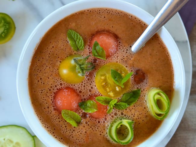 Gaspacho de pastèque, tomate et menthe