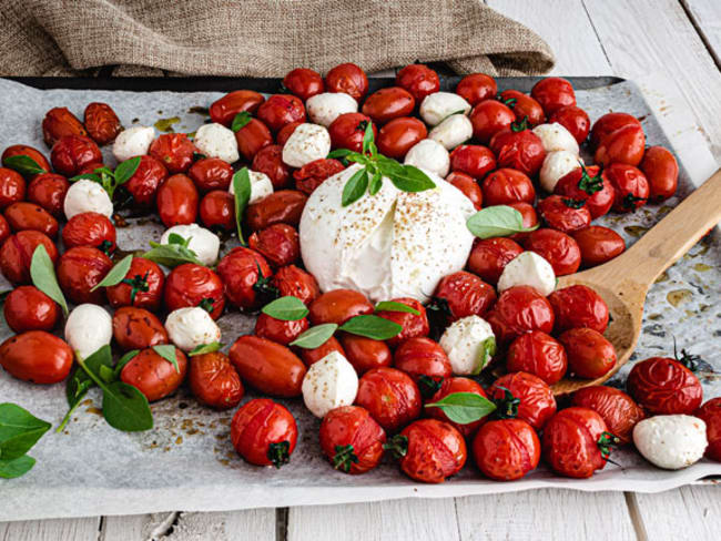 Salade de tomates rôties et mozzarella