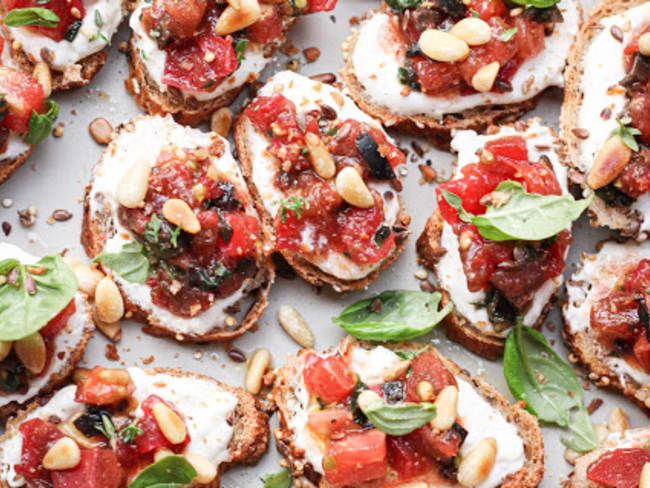 Mes crostini tomate et feta