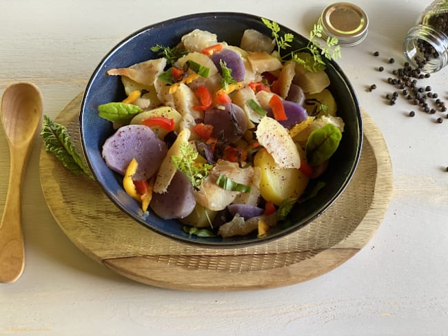 Salade tiède de Haddock aux deux pommes de terre vitelotte
