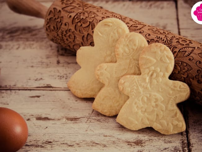 Biscuits au beurre - forme bonhomme et rouleau à motifs