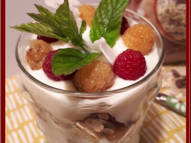 Verrine de framboises au muesli