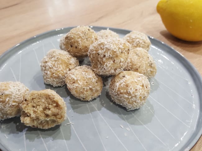 Boules énergétiques citron et noix de coco