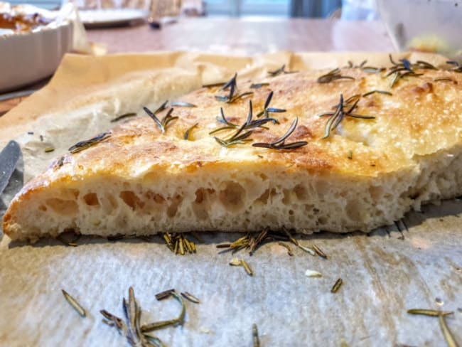 Focaccia rapide au levain et pommes de terre