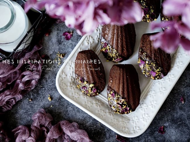 Madeleines sans sucre ajouté au cacao et noisettes