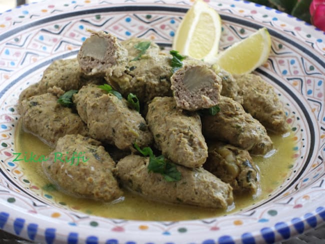 Dolma farcie de fonds d'artichauts