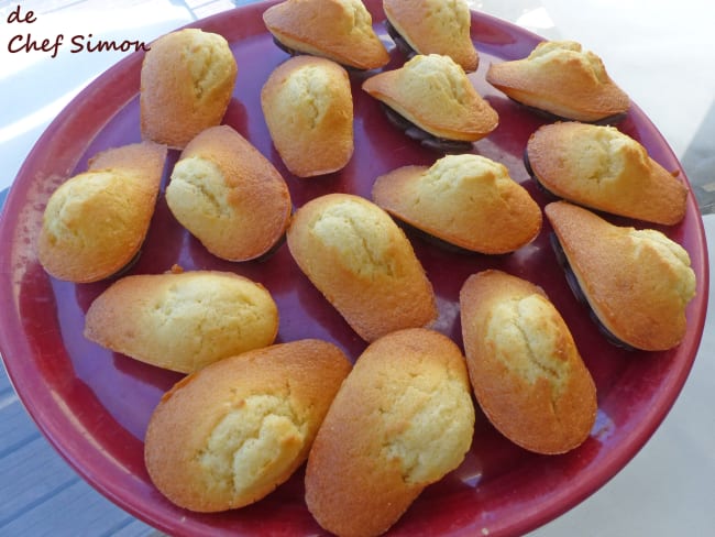 D'après la recette des madeleines au citron de Chef Simon