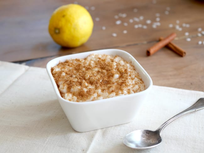 Riz au lait végétal aux agrumes et à la cannelle