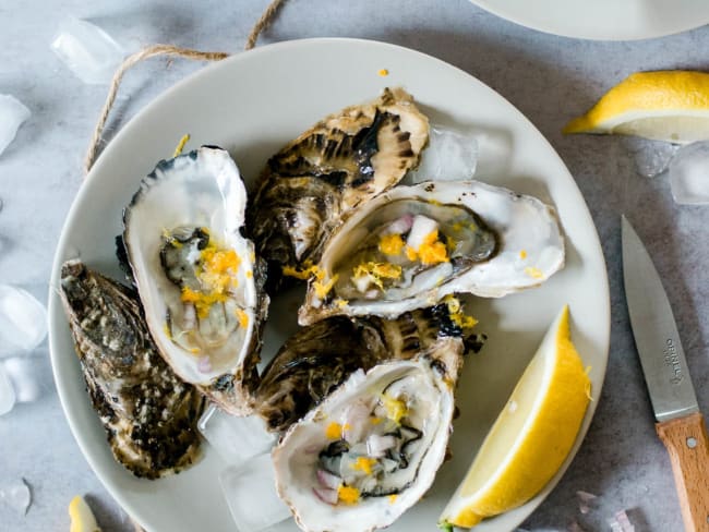 Huîtres au vinaigre de miel, échalote et agrumes