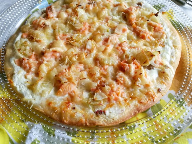 Pizza légère au saumon fumé