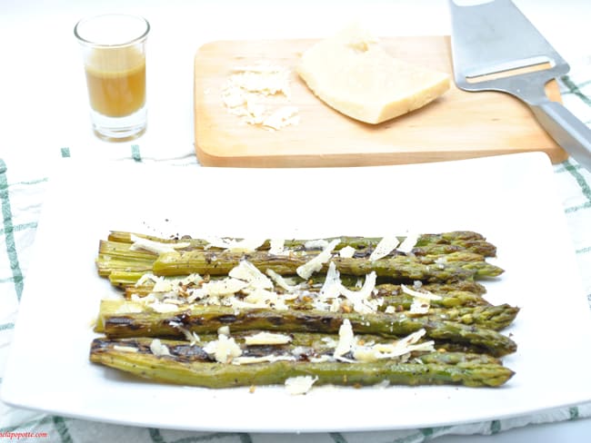 Asperges poêlées au parmesan