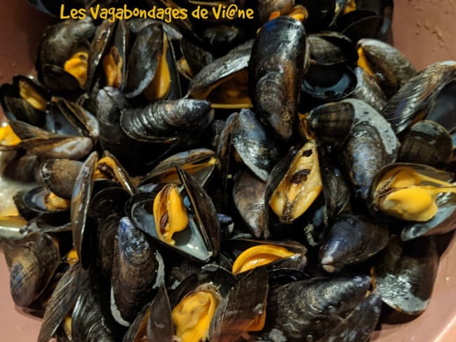 Moules à la vapeur d'agrumes