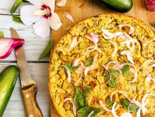 Frittata vegan courgettes et herbes aromatiques