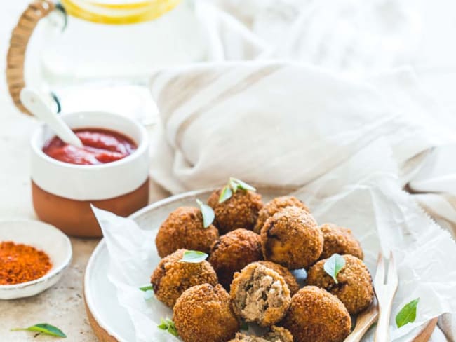 Boulettes au chevreuil, sauce fumée à la tomate