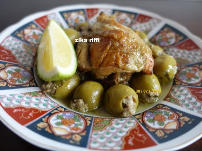 Tajine de poulet aux olives farcies