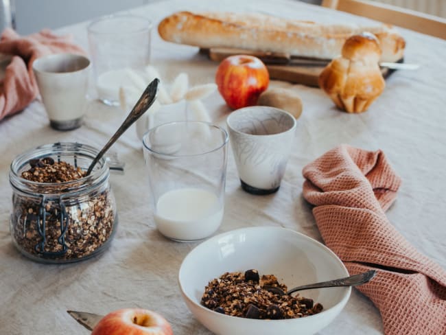 Granola au chocolat et noisettes