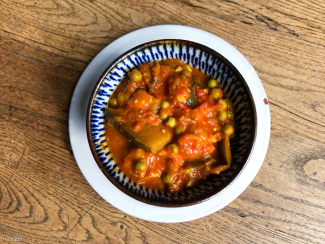 Curry d’aubergines et de petits pois