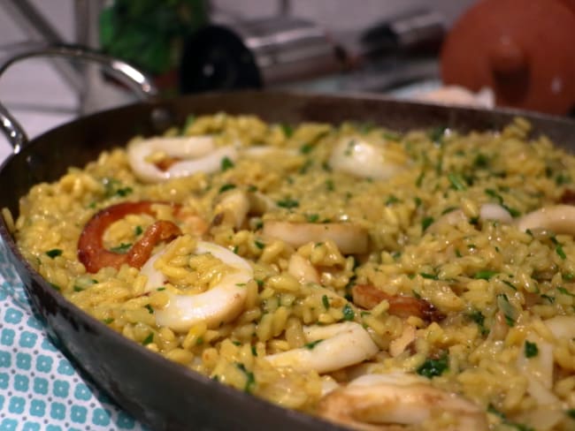 Riz safrané aux calamars