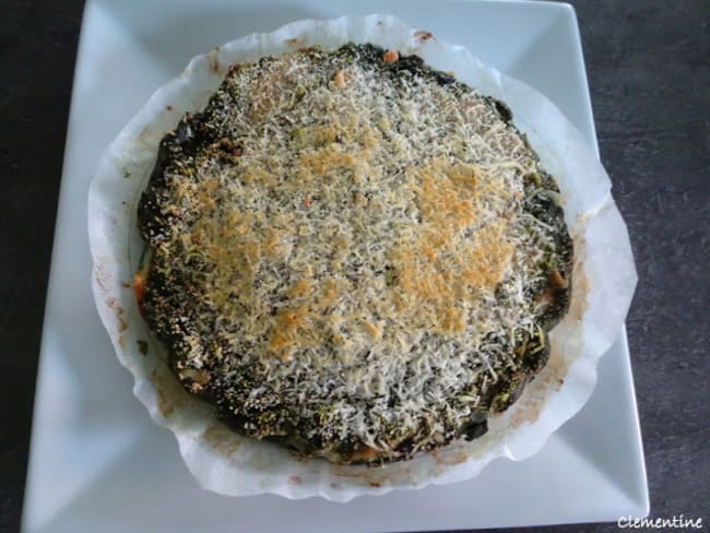 Tarte aux épinards, mortadelle et fromage italien Montasio