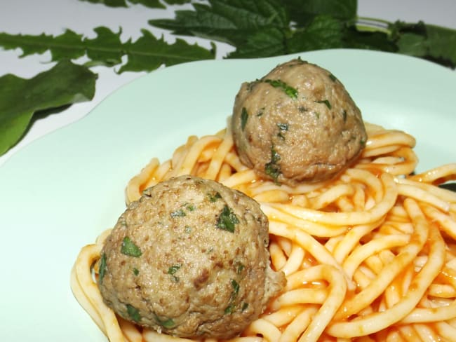 Boulettes de viande aux feuilles de plantain et d’ortie