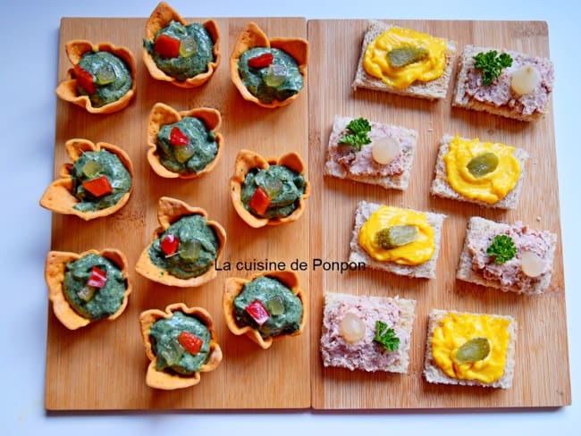 Amuse bouche avec guacamole et spiruline et toast avec rouille ou terrine strasbourgeoise