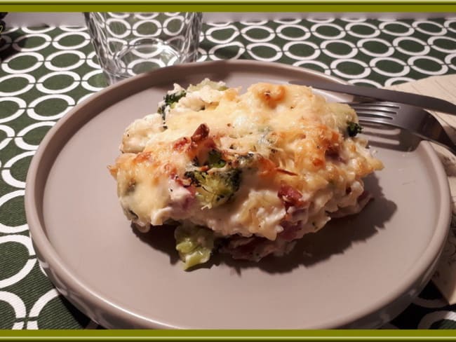 Gratin de pâte aux brocolis et chou-fleur