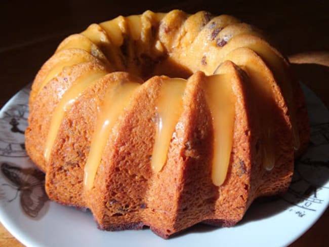 Le bundt cake miel raisins