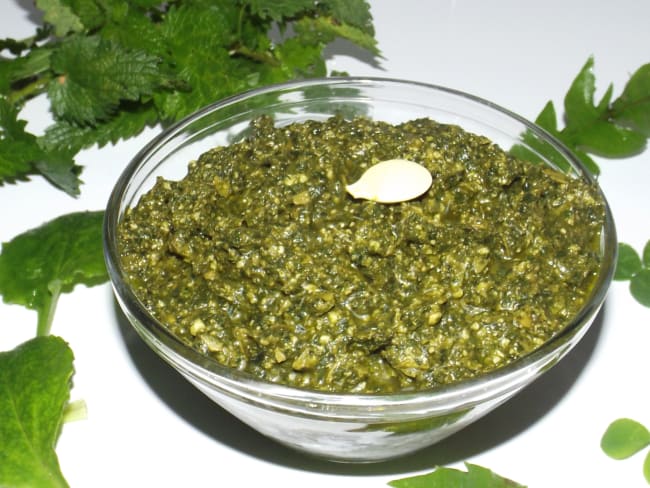 Pesto de plantes sauvages aux graines de courge