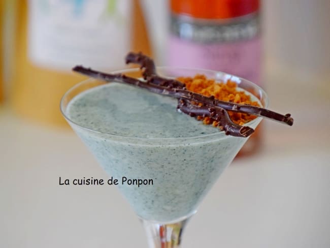 Verrine de yaourt à la linette et spiruline