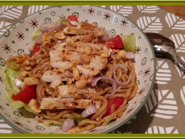 Salade de nouilles au poulet