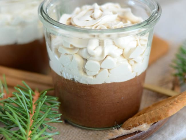 Mousse au chocolat noir et chantilly spéculoos