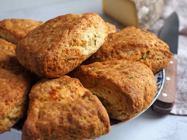 Scones Tomme Ciboulette