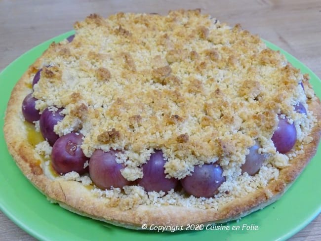 Tarte crumble au raisin noir