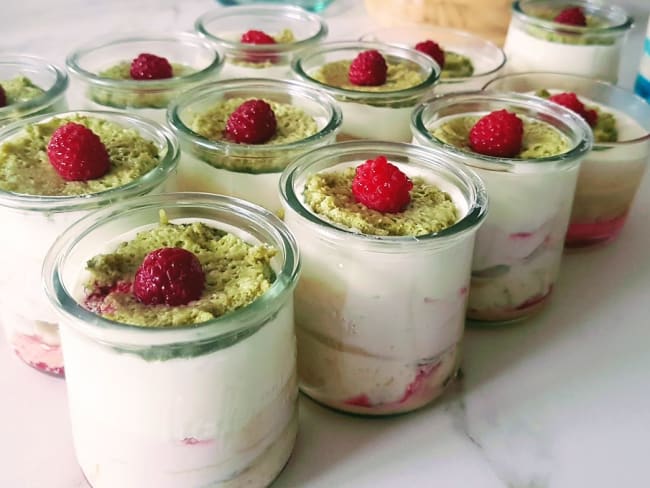 Mousse aux framboises et au crémeux de mangues 