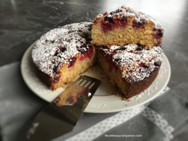 Gâteau moelleux framboises noix de coco