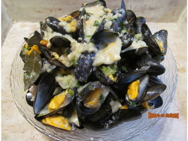 Moules à la bière et à la crème fraîche