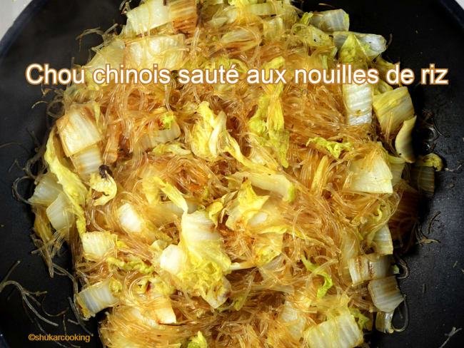 Chou chinois sauté aux nouilles de riz