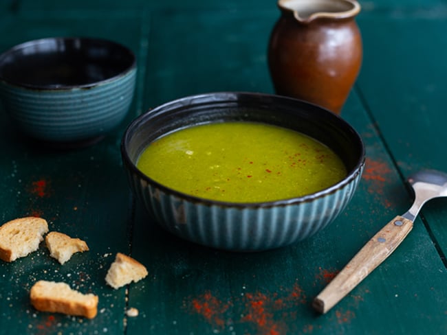 Soupe à la courge et aux queues de radis