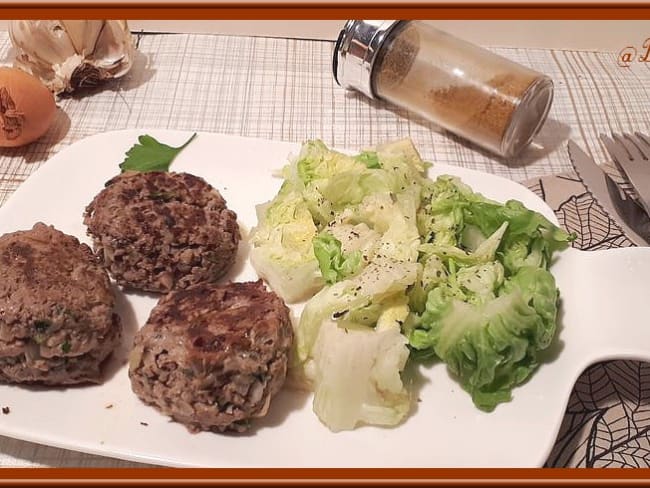 Les qoftë (boulettes de boeuf haché)