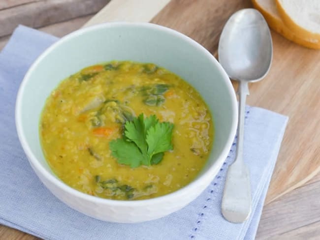 Soupe de lentilles carottes et épinards