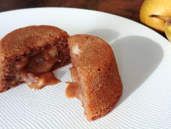 Mi-cuit coulant crème de marron, poire et rhum